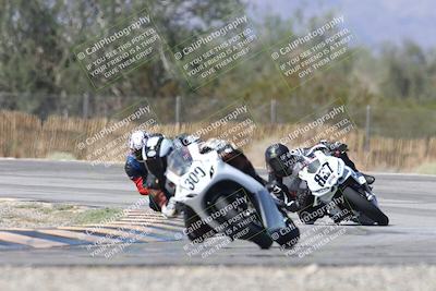 media/Oct-05-2025-CVMA (Sun) [[beeef4f201]]/Race 10-Formula Lightweight Twins Shootout/